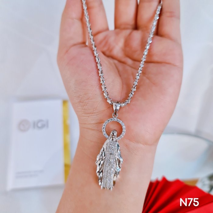 Women's Necklaces