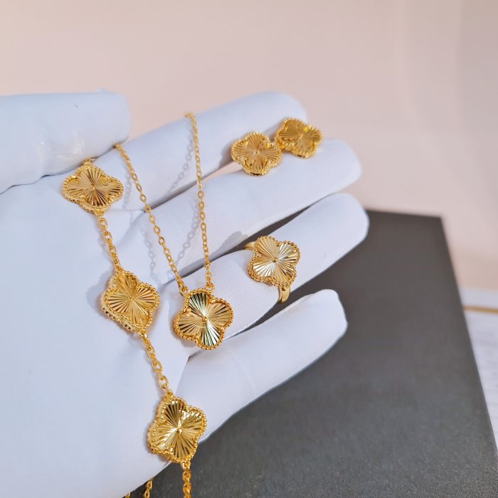 Women's Jewelry Sets