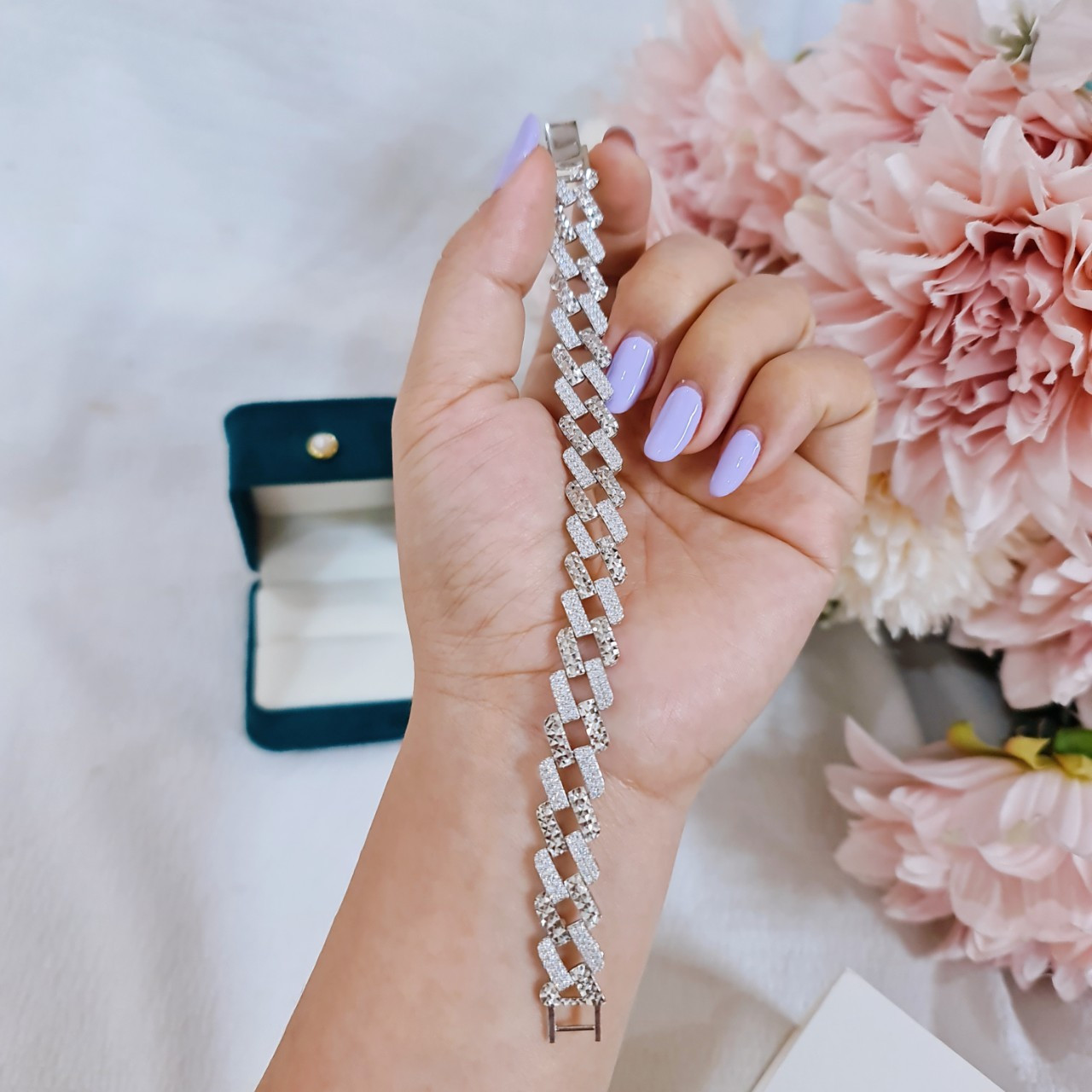 EJWB1002 Women's Bracelet