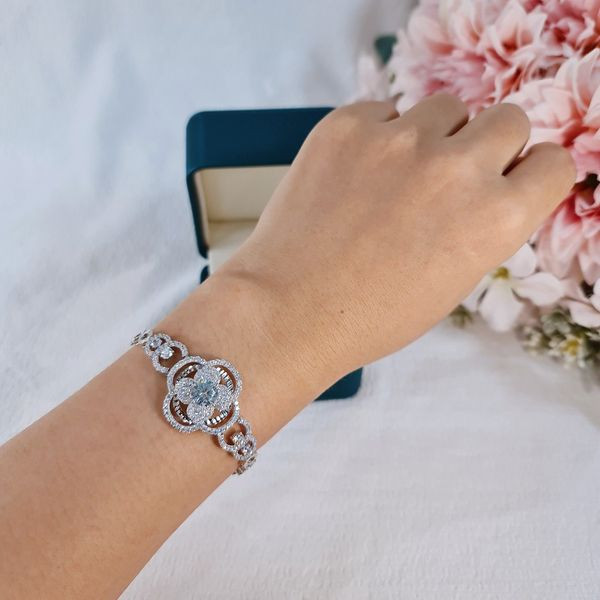 EJWB1117 Women's Bracelet