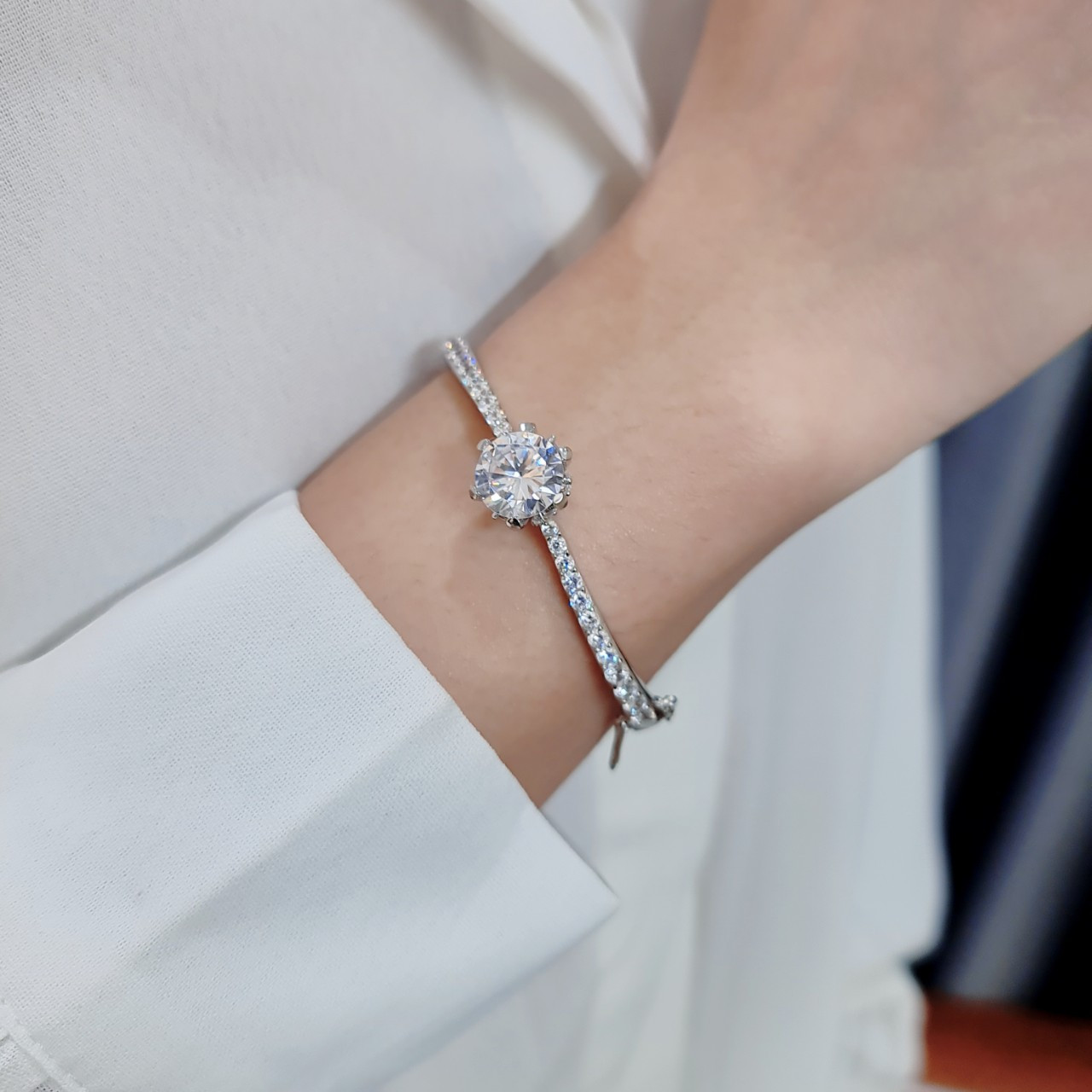 EJWB1196 Women's Bracelet