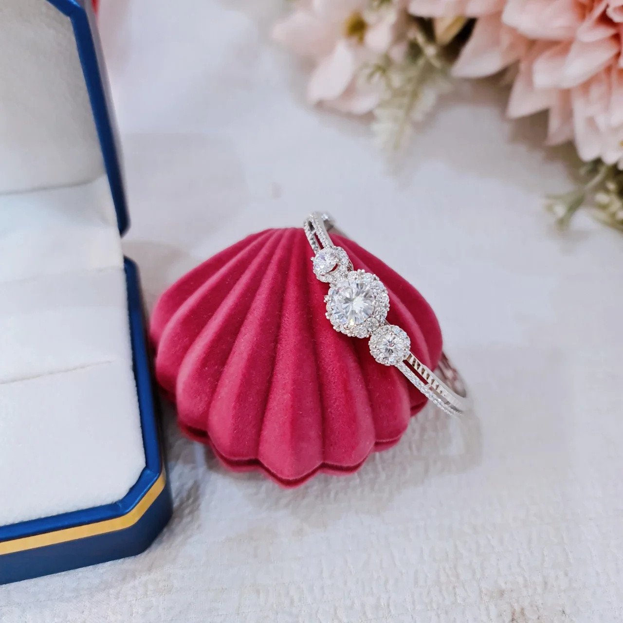EJWB1208 Women's Bracelet