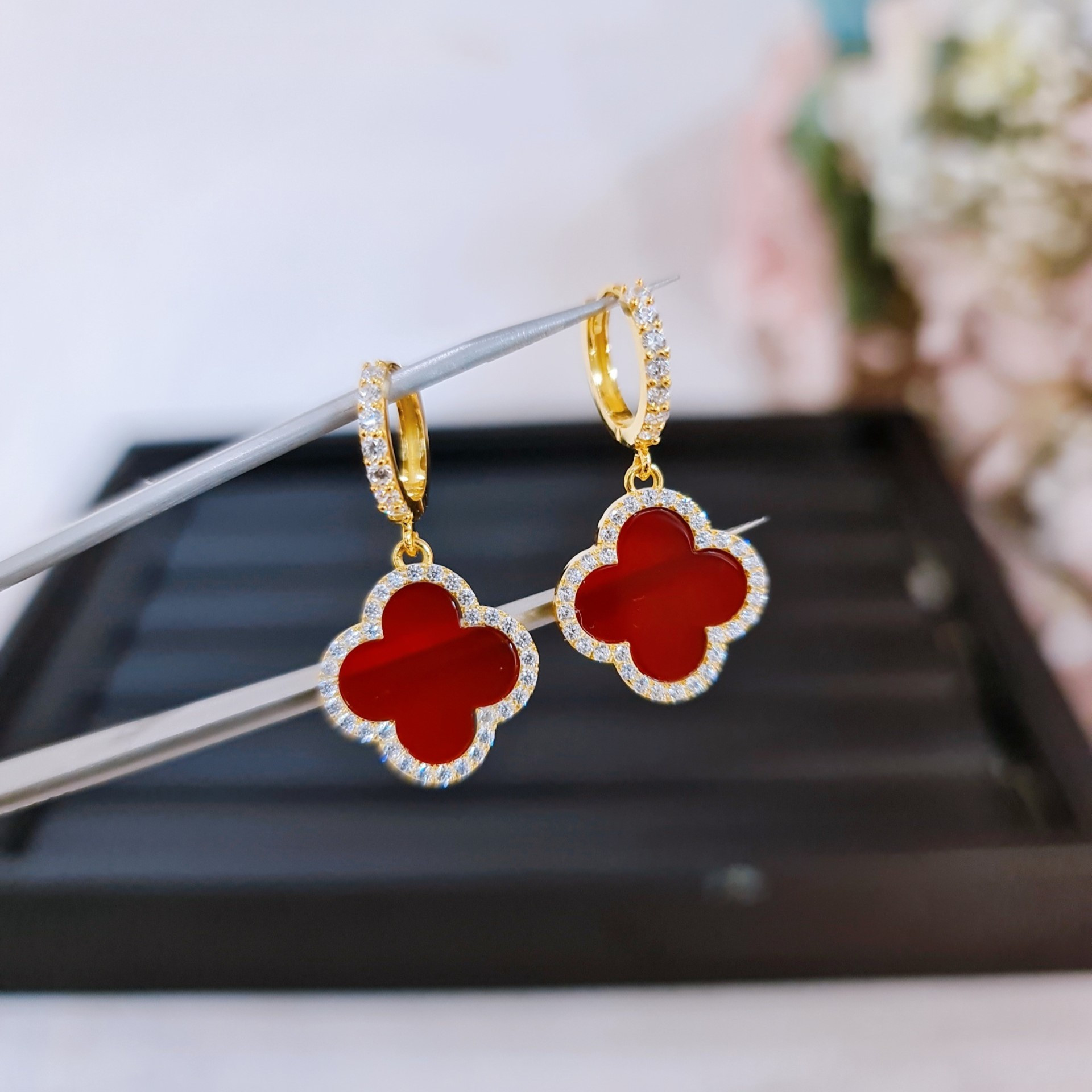 EJWE1228 Women's Earrings