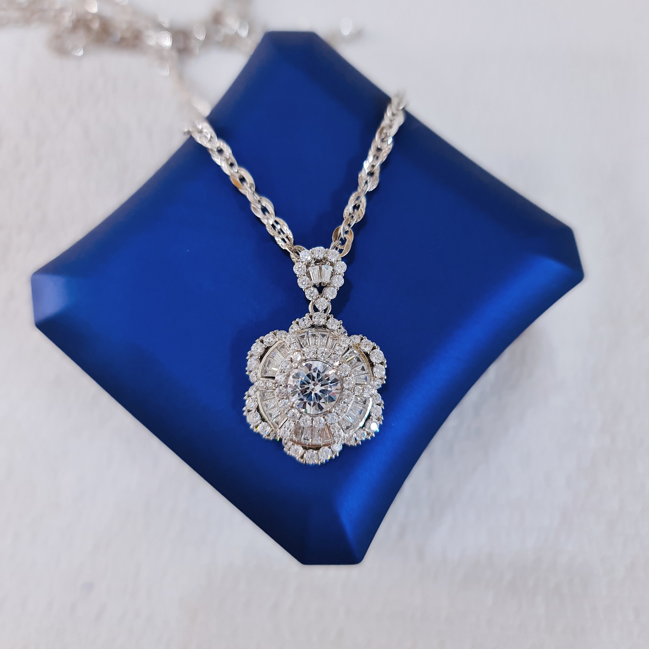 EJWN1009 Women's Necklace