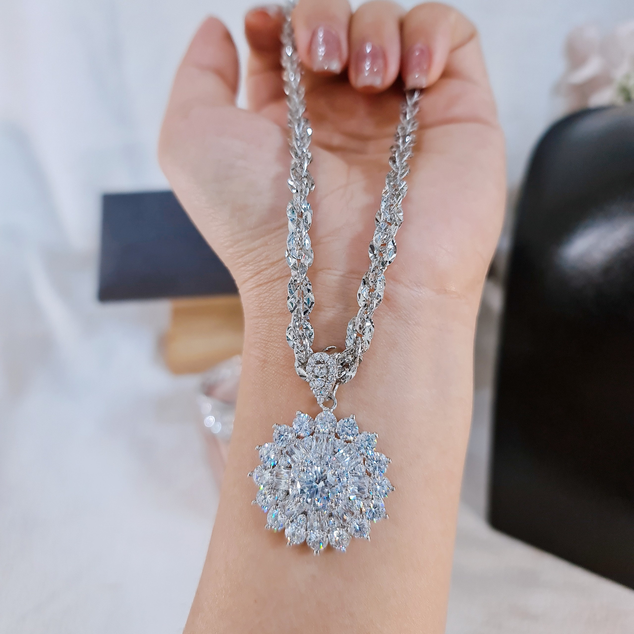 EJWN1118 Women's Necklace