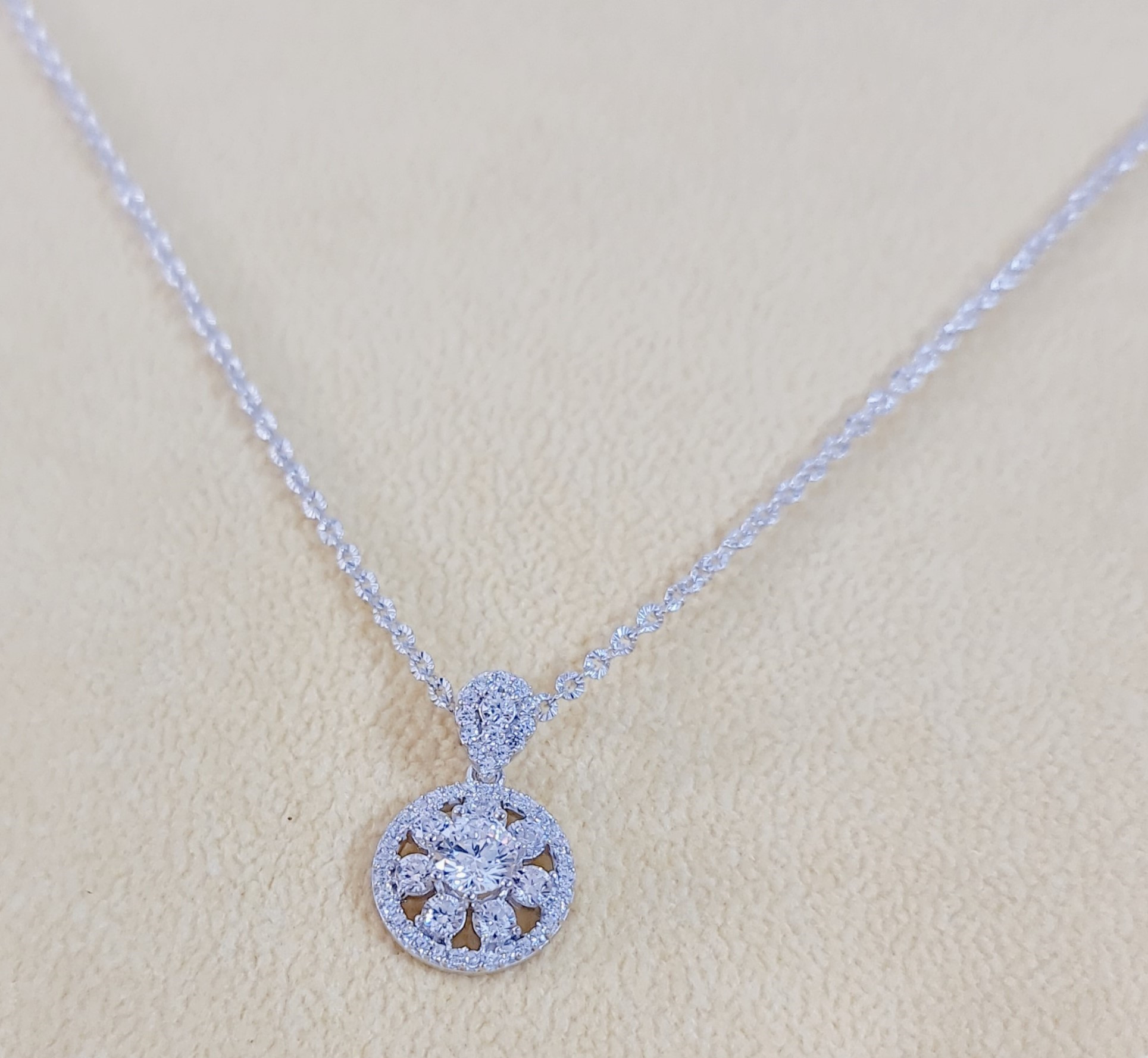 EJWN1247 Women's Necklace