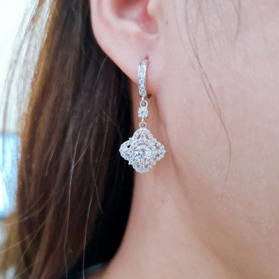 EJWE1018 Women's Earrings