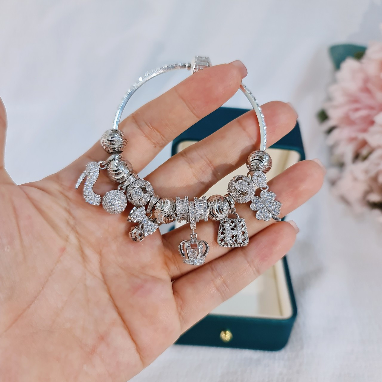 EJWB1098 Women's Bracelet