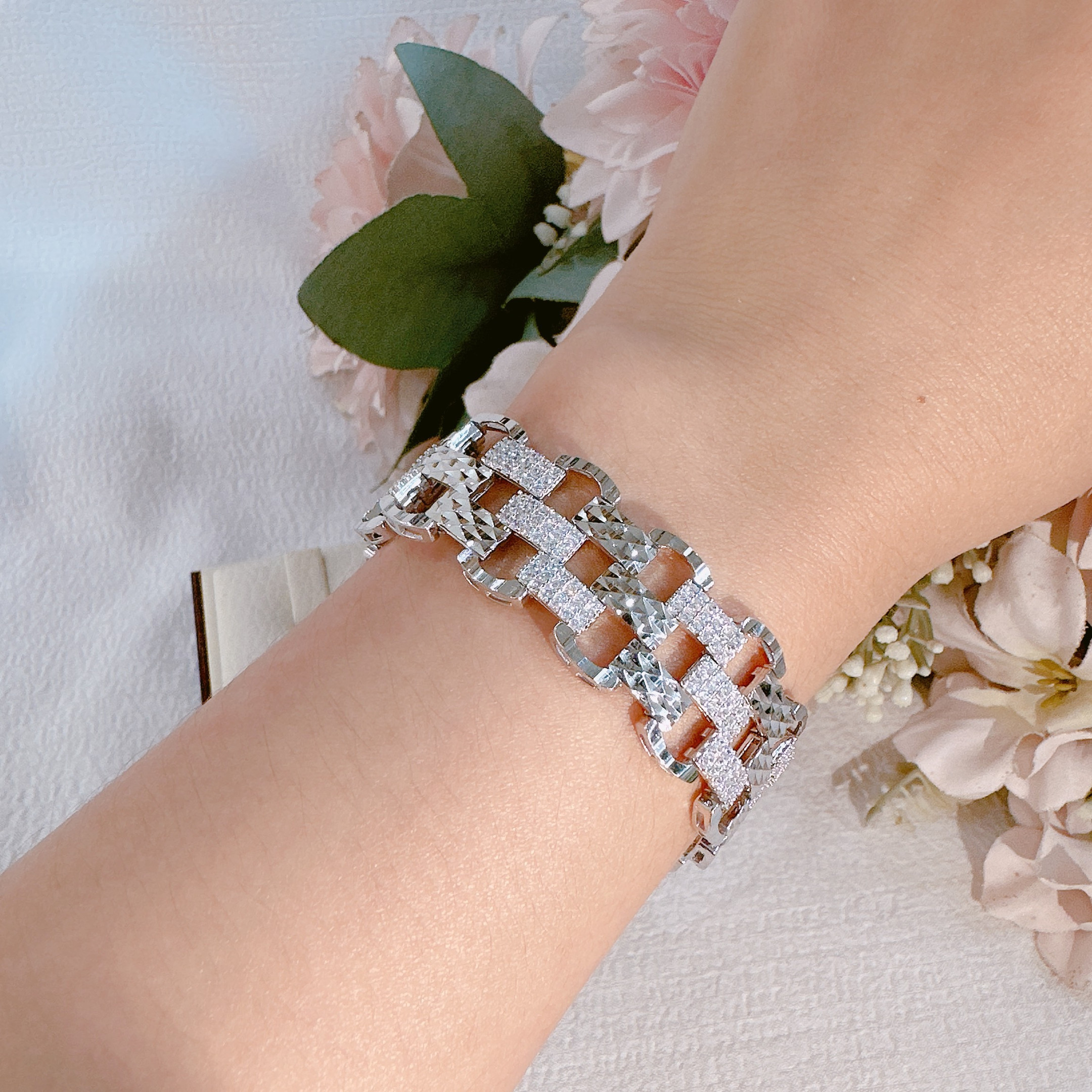 EJWB1268 Women's Bracelet