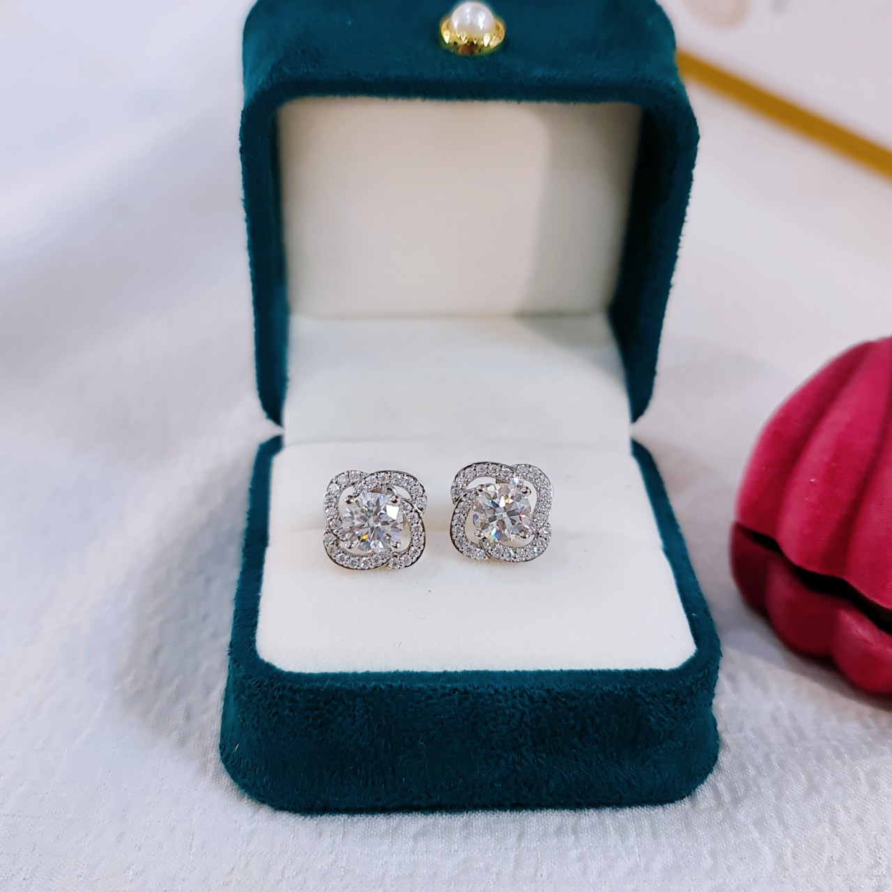 EJWE1182 Women's Earrings