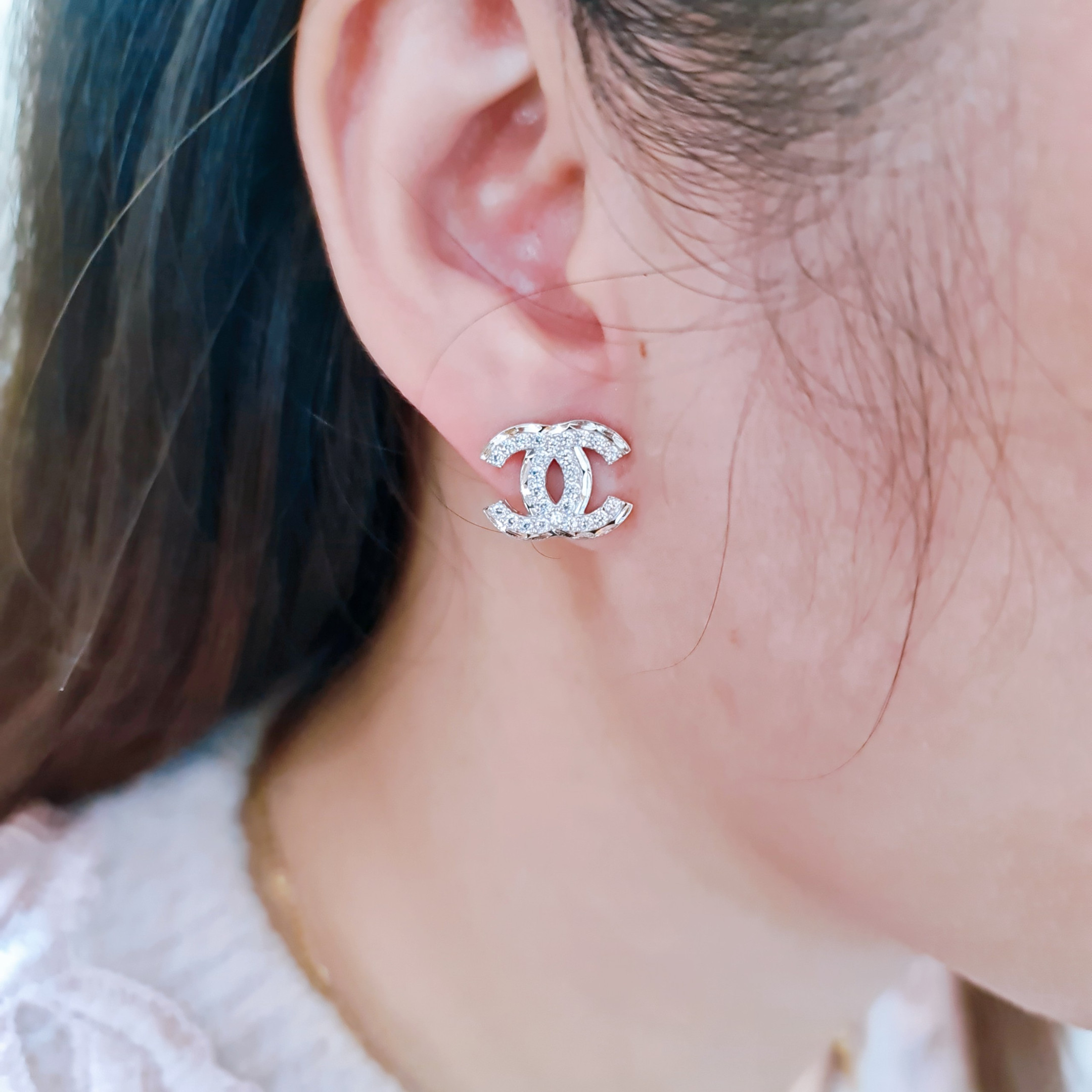 EJWE1266 Women's Earrings