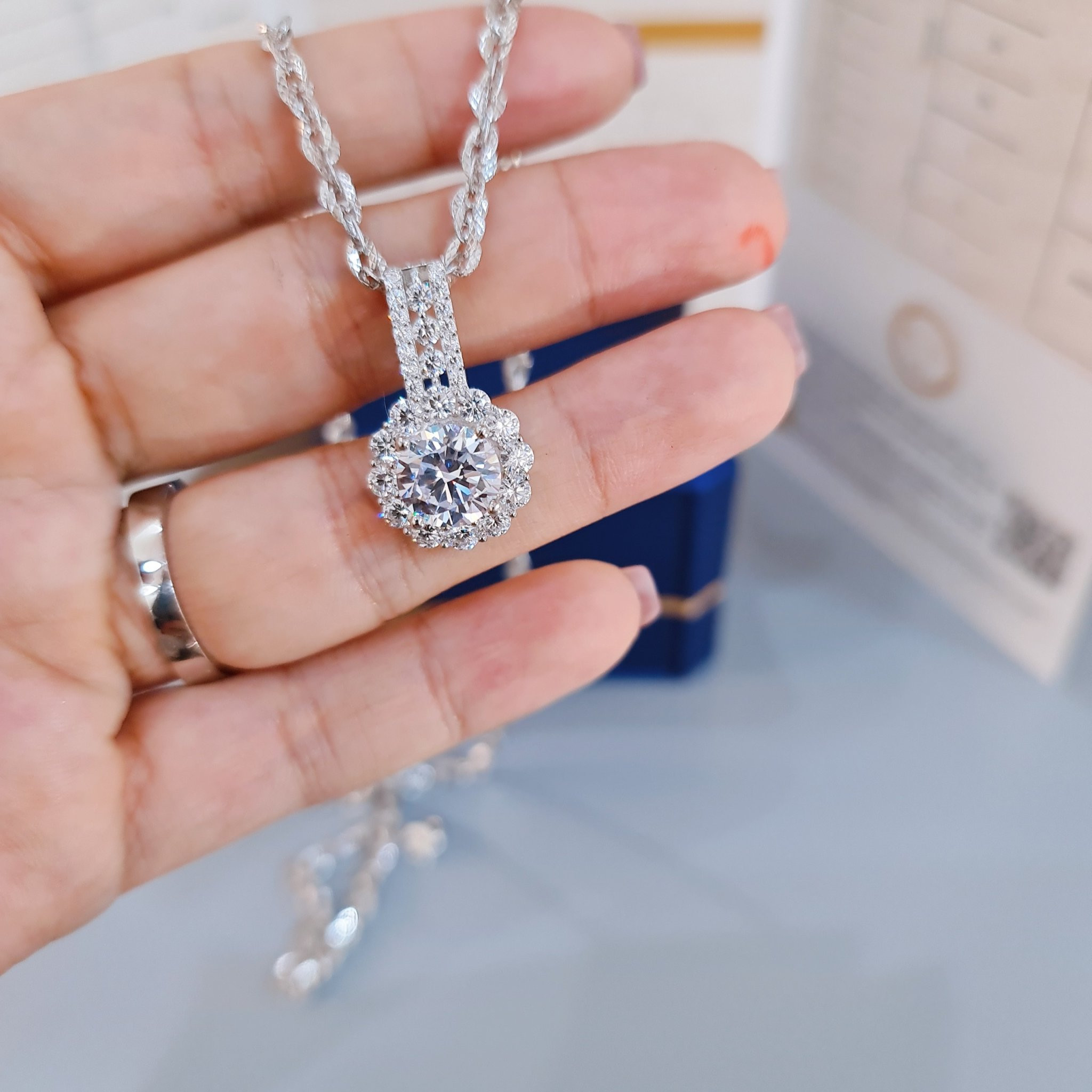 EJWN1021 Women's Necklace