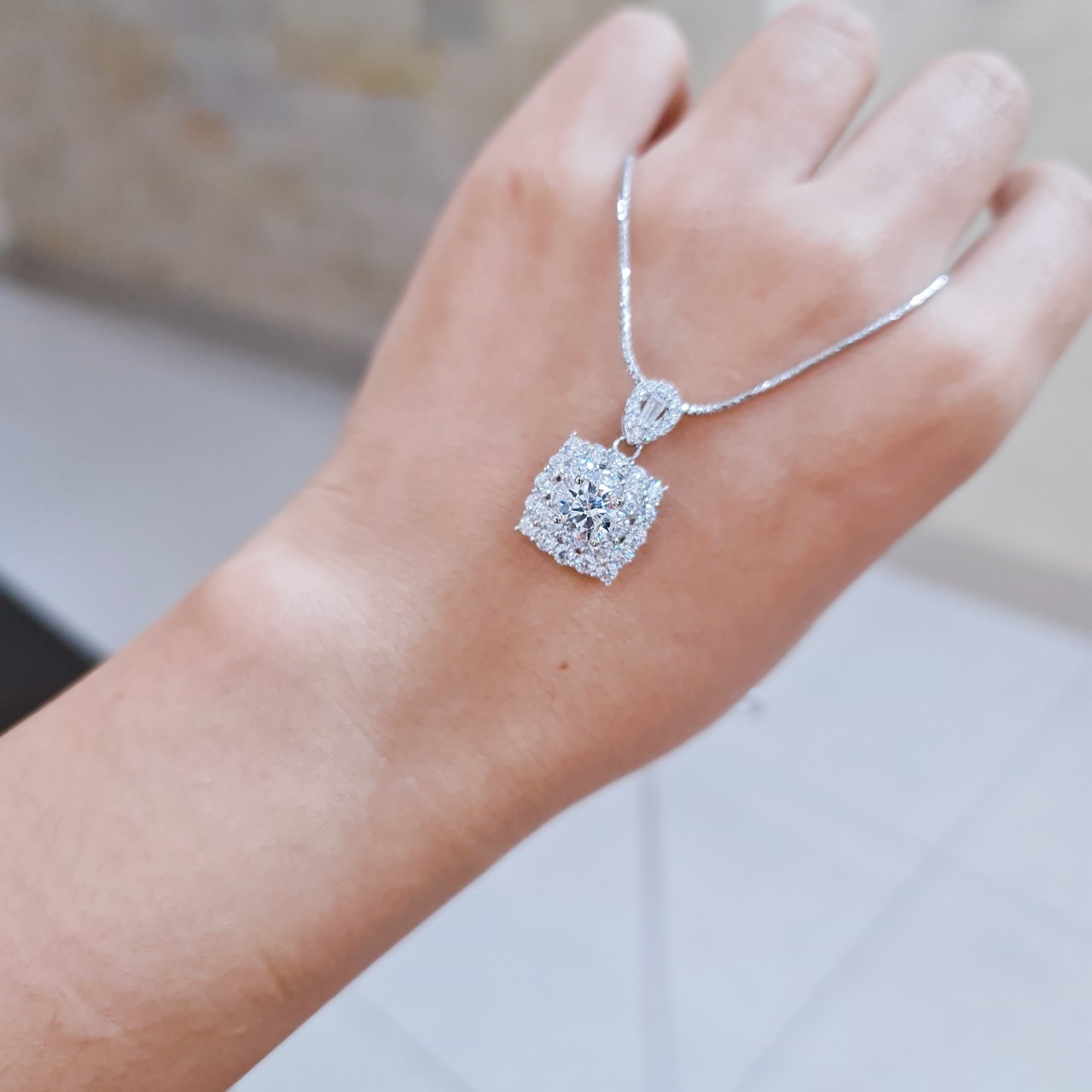 EJWN1026 Women's Necklace