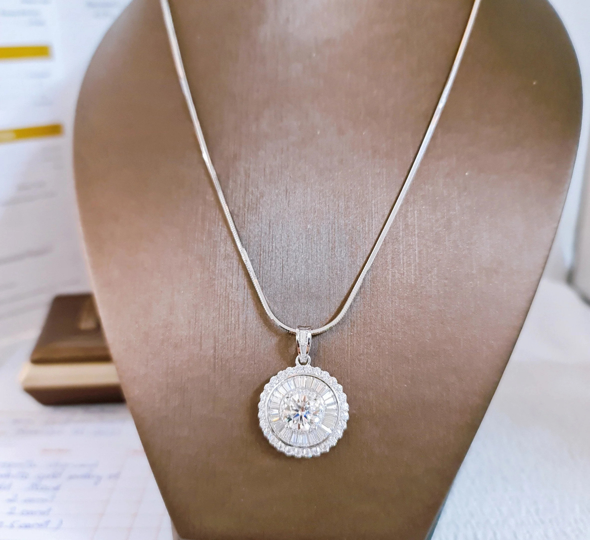 EJWN1250 Women's Necklace