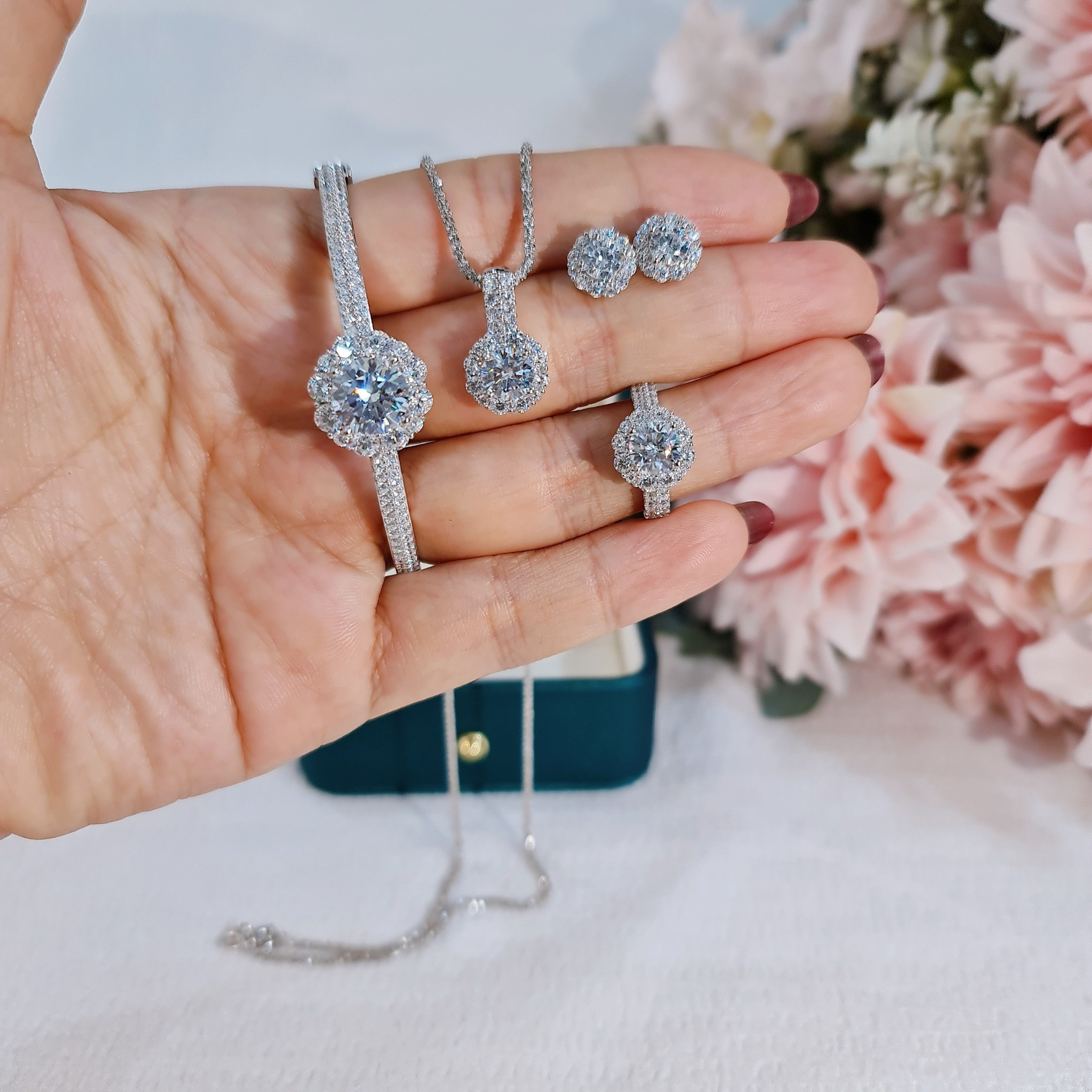 EJWS1051 Women's Jewelry Set