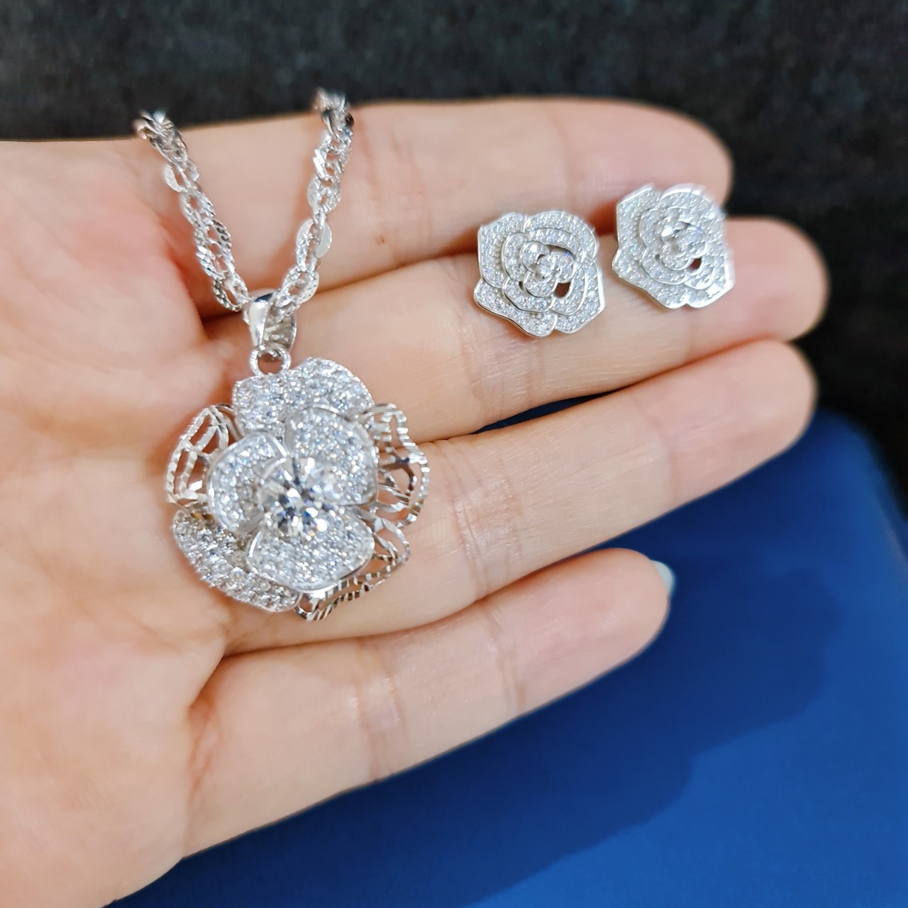 EJWS1061 Women's Jewelry Set