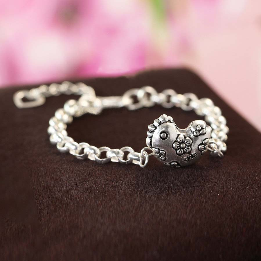 Silver baby bracelet shaped like a cute chicken SBR1010