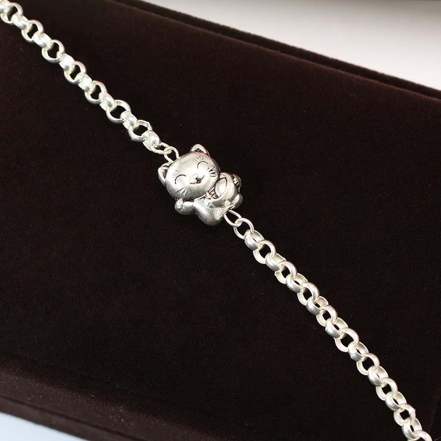 Silver bracelet for babies shaped like a cute cat SBR1018