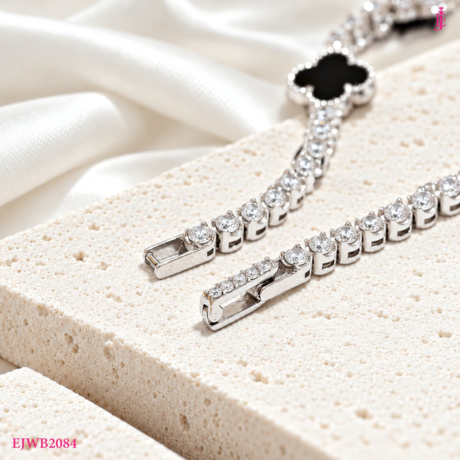 Black Onyx Four-Leaf Clover Bracelet in Sterling Silver - detail view