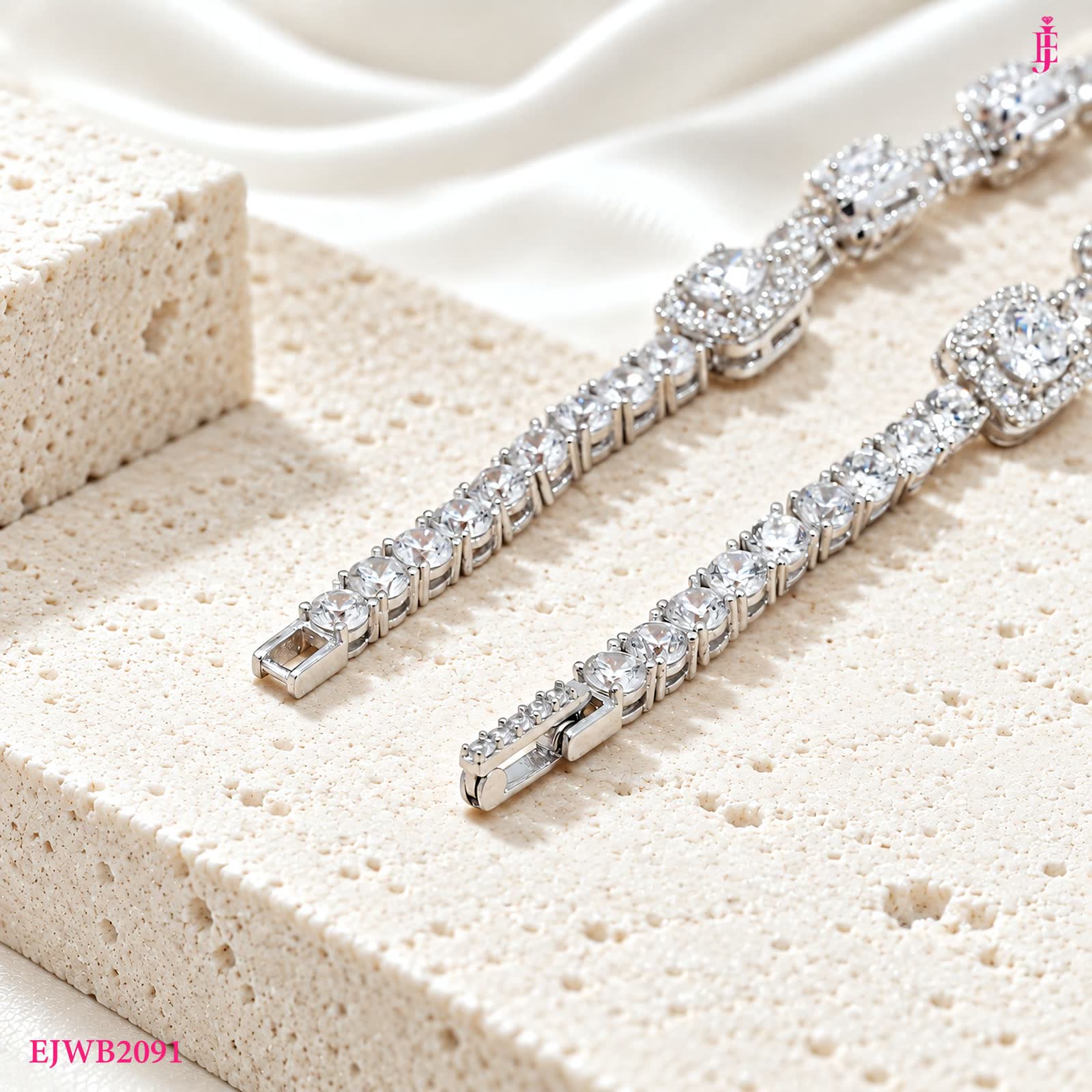 Round Moissanite Halo Link Bracelet in Sterling Silver - detail view