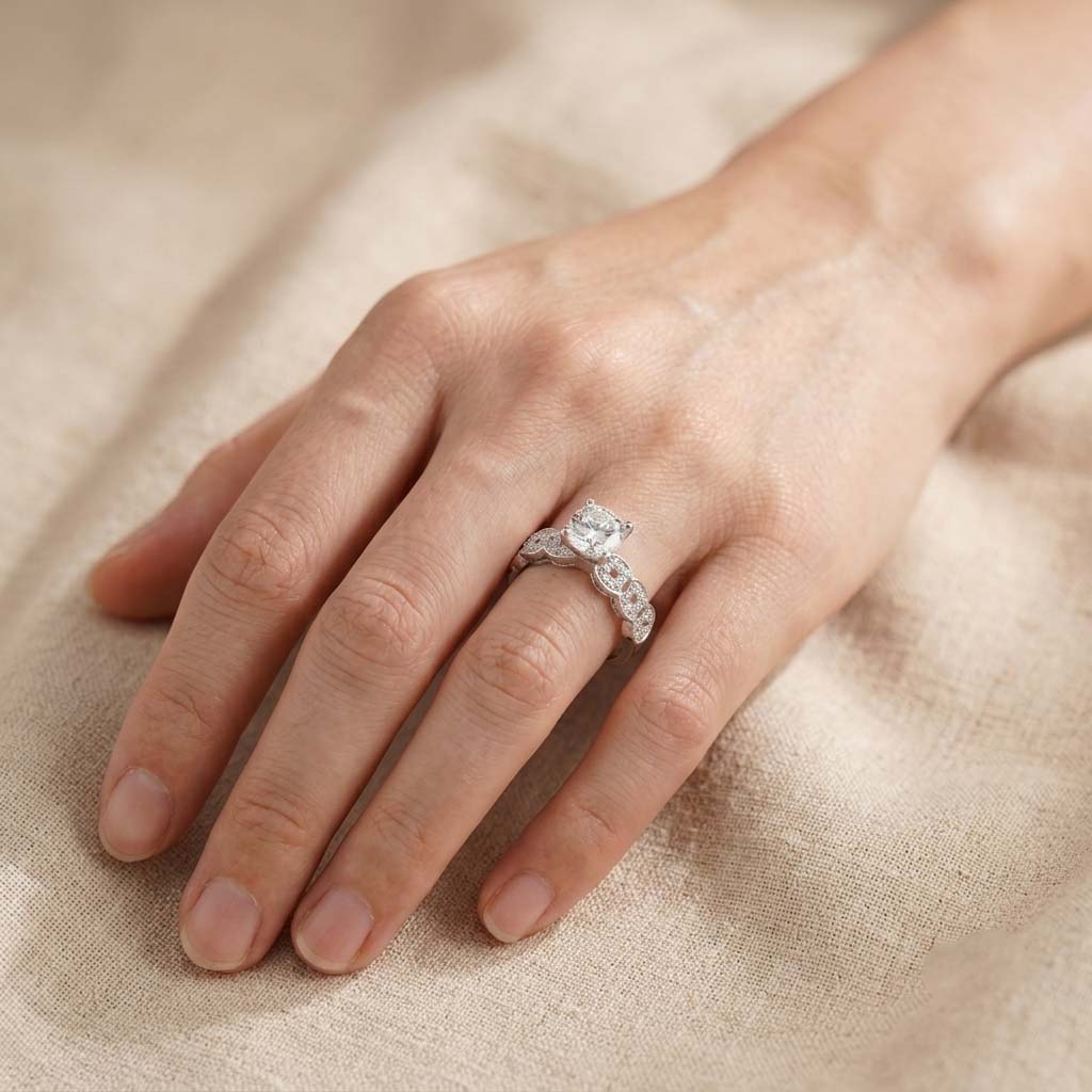 EJWR2130 Women's Ring worn on the hand - view 1